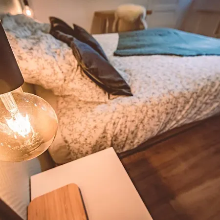 La - Paisible Et A Deux Pas De La Gare Apartamento *