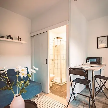 La - Paisible Et à Deux Pas De La Gare Reims