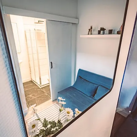 La - Paisible Et A Deux Pas De La Gare Apartament