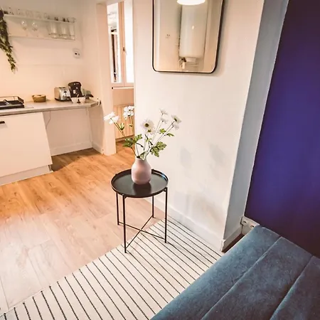 Appartement La - Paisible Et à Deux Pas De La Gare Reims